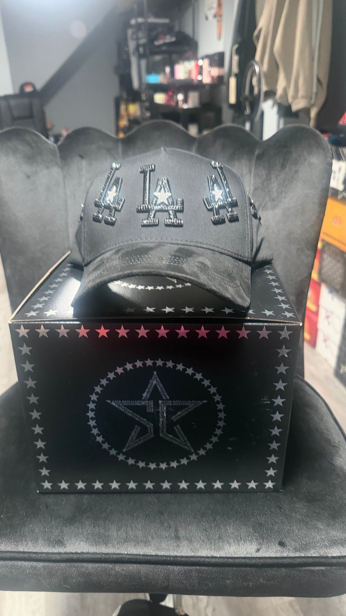 Star hat club Lalala all around